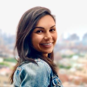 Meet your Posher, Alicia